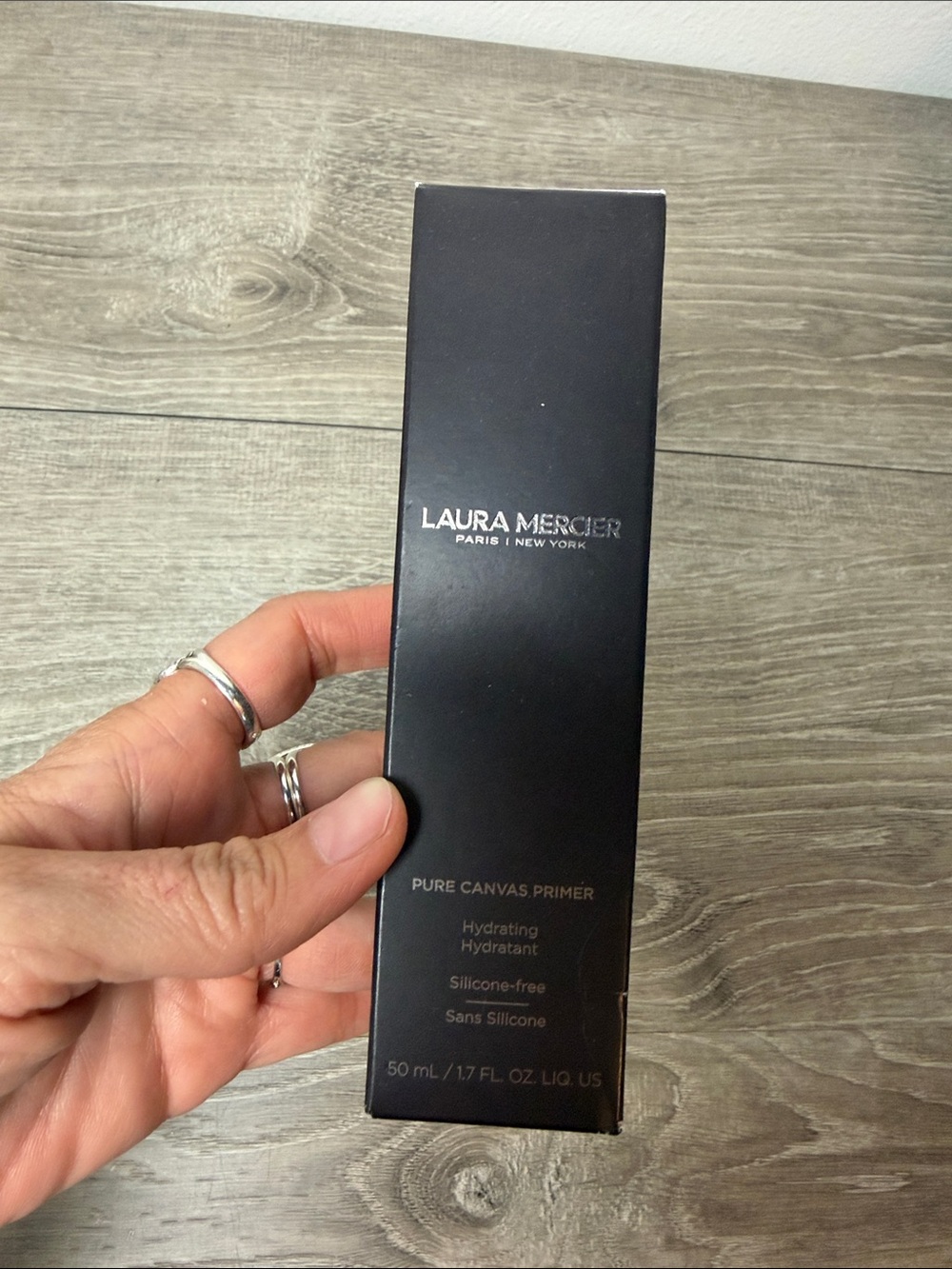 New Laura Mercier Pure Canvas Hydrating Primer